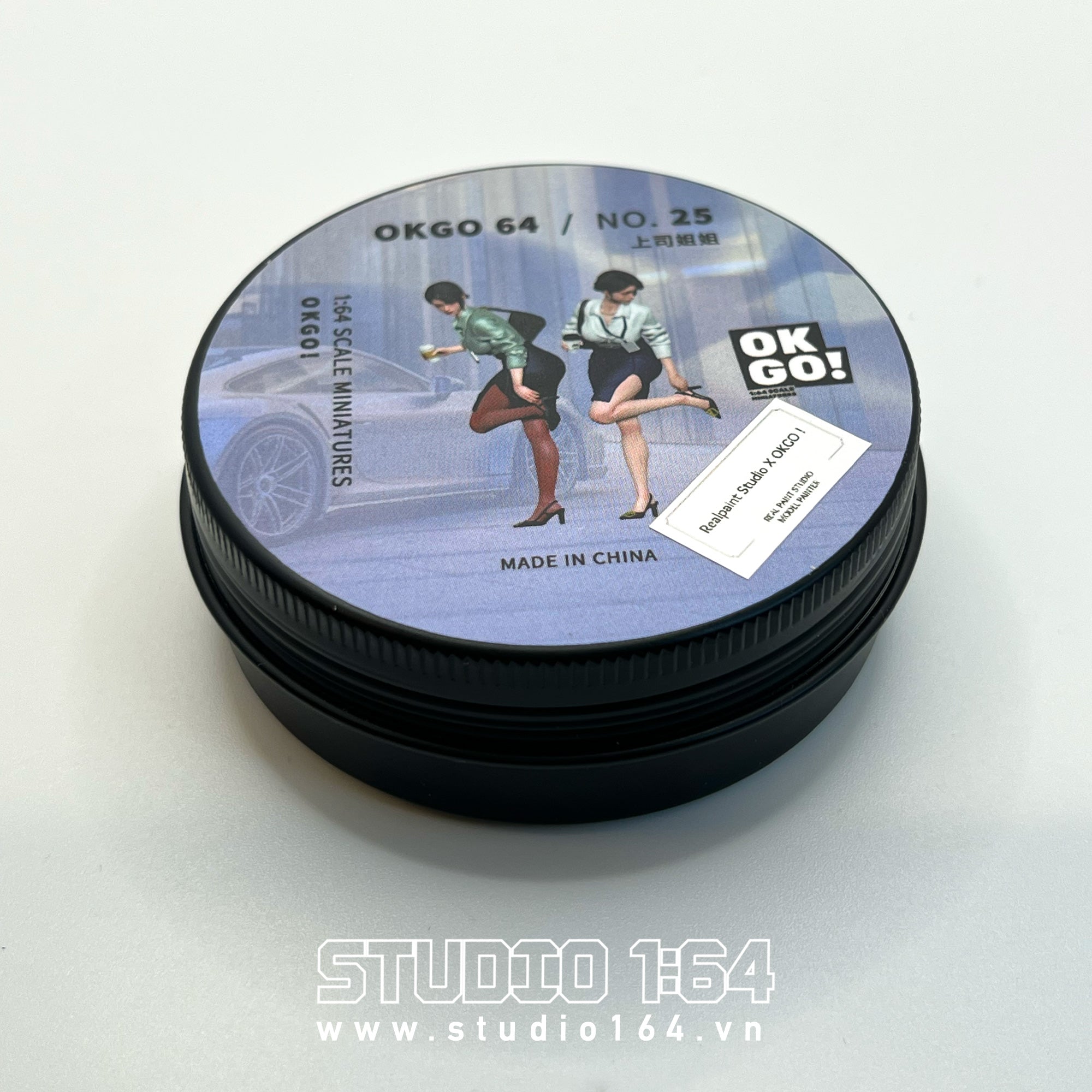 Office Lady Figure x Realpaint Studio