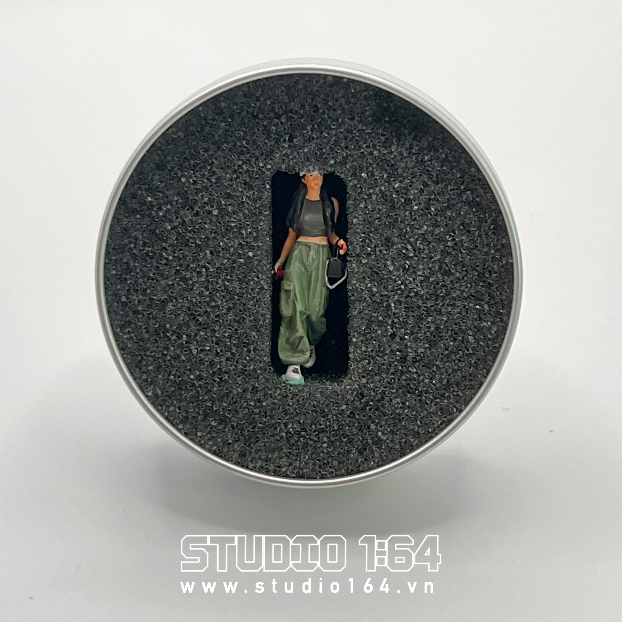 Young Girl Figure x Realpaint Studio