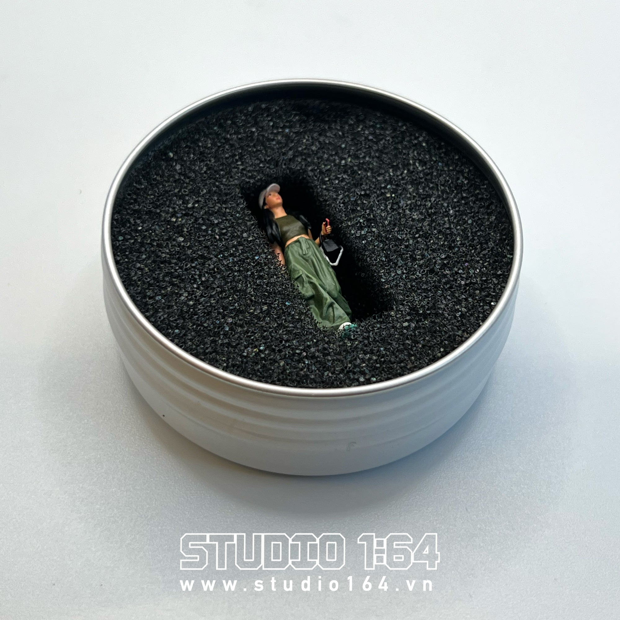 Young Girl Figure x Realpaint Studio