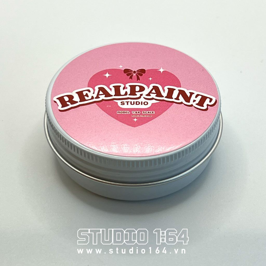 Hip Hop Girl Figure x Realpaint Studio