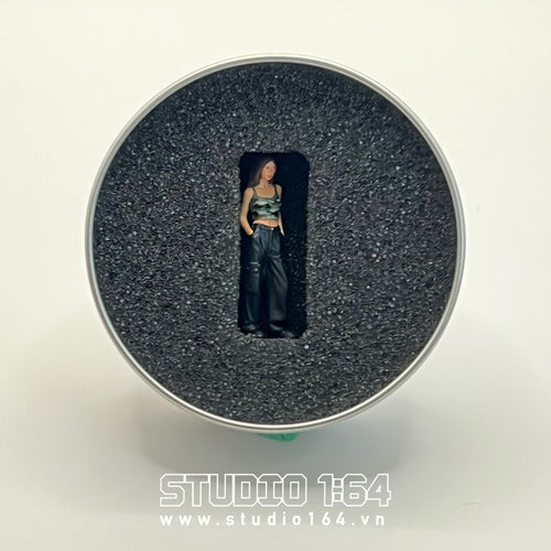 Hip Hop Girl Figure x Realpaint Studio