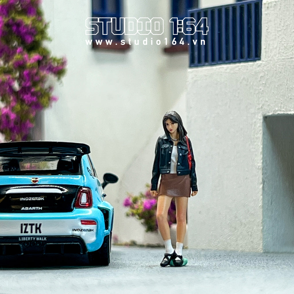 Student Girl Figure x Realpaint Studio