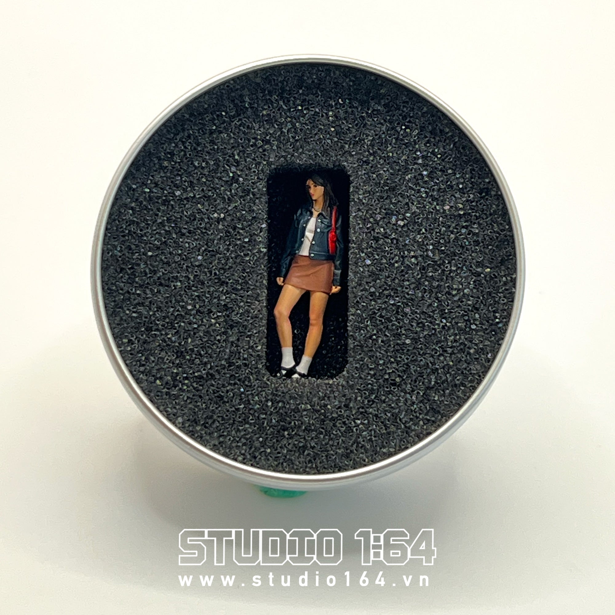 Student Girl Figure x Realpaint Studio