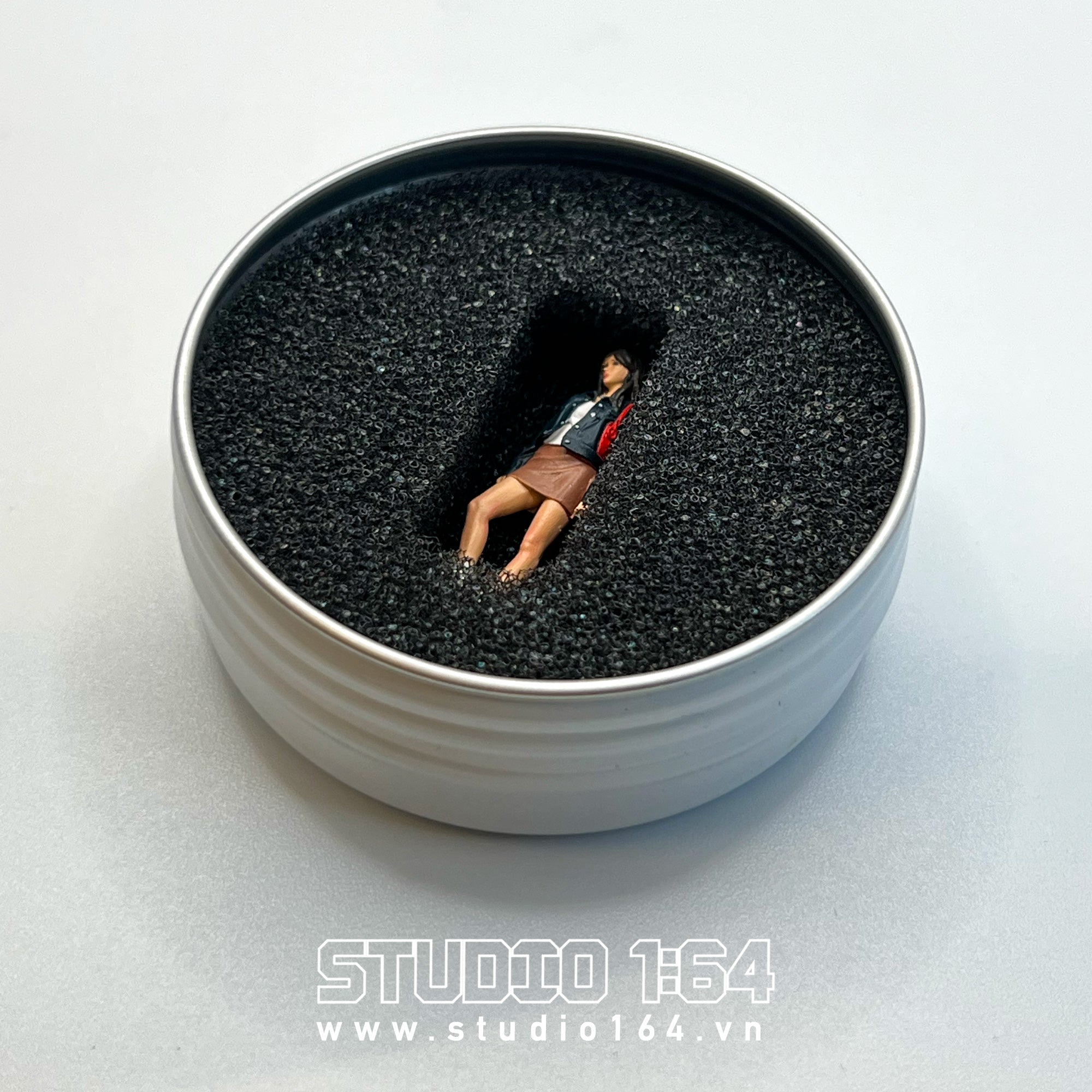 Student Girl Figure x Realpaint Studio